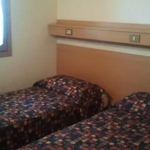 Tahiti Camping And Thermae Bungalow Park Comacchio